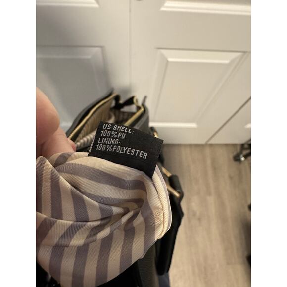 Miztique Black Leather Satchel Doctor Bag with Gold Metal Zipper - Picture 7 of 11